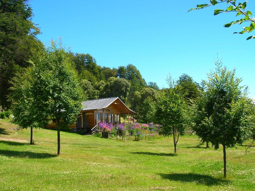 Mallin Colorado Ecolodge Aldana Exterior foto